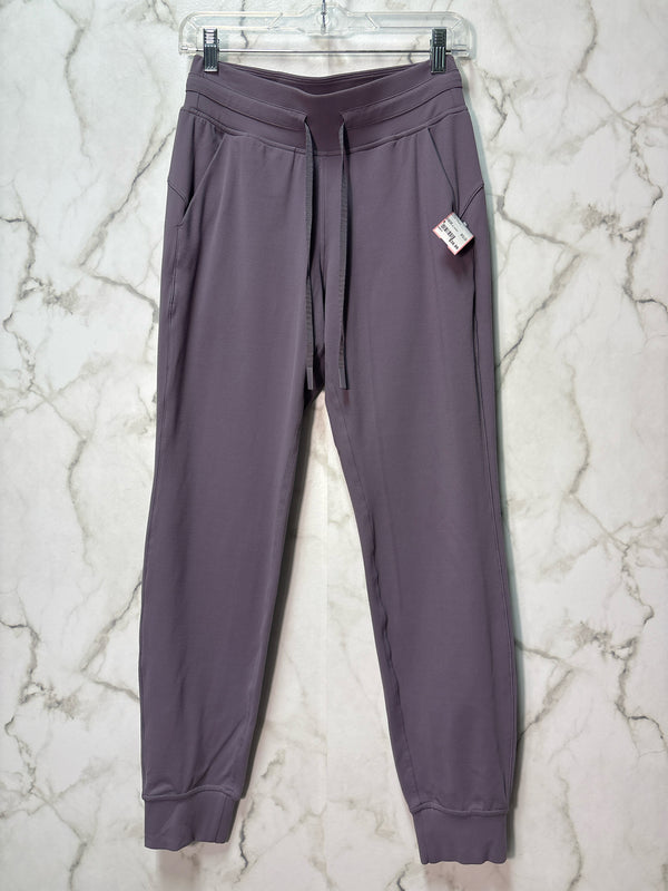 Size 6 Lululemon Mauve Ladies Pants