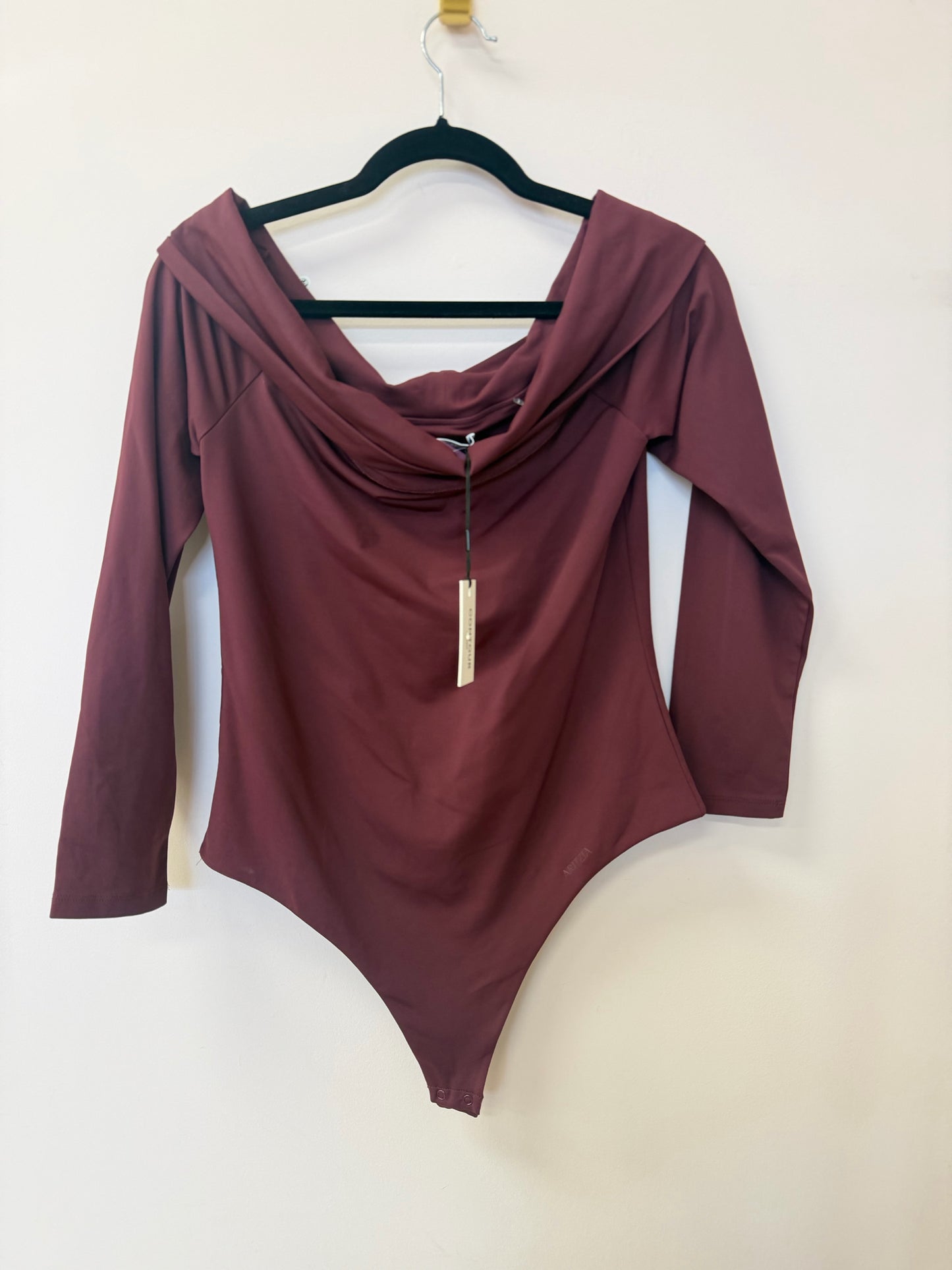 Size XL Aritzia Burgundy Brand New Ladies Bodysuit
