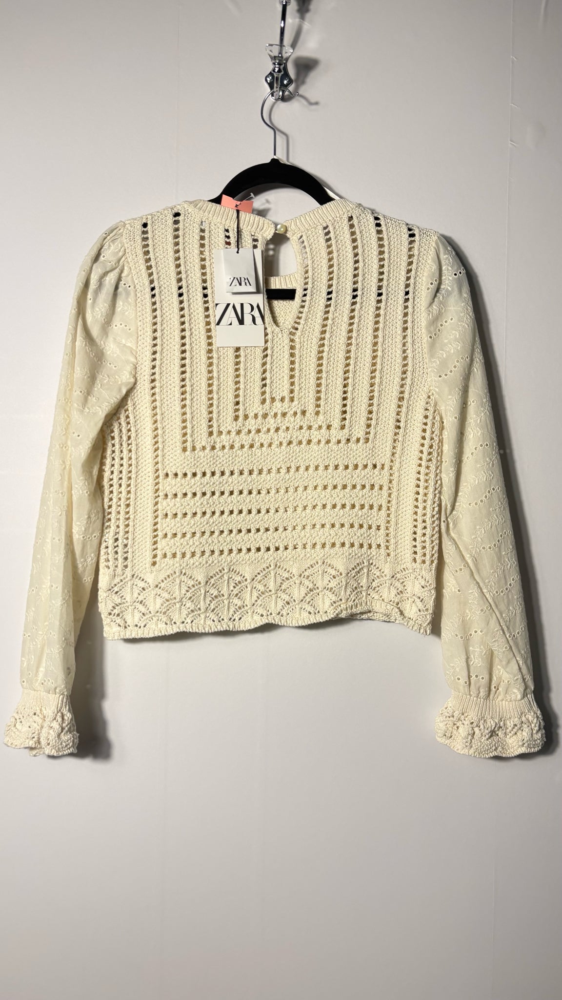 Size M Zara Cream Brand New Ladies Top