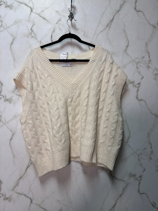 Size XL Old Navy White Knit Ladies Vest