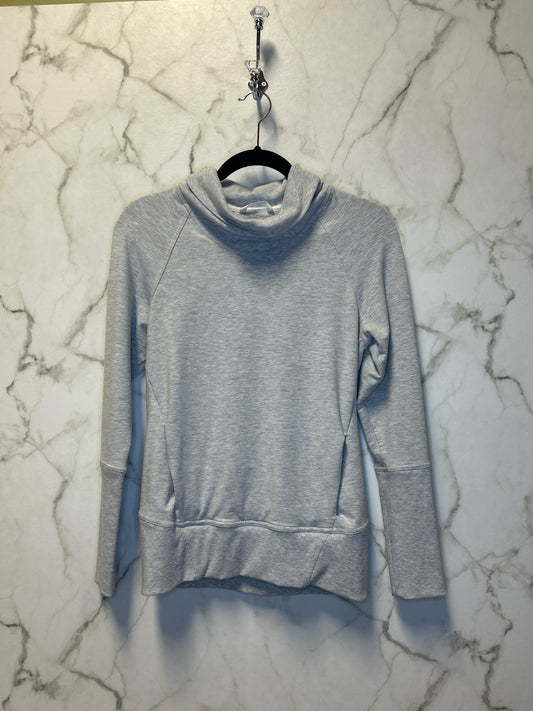 Size 4 Lululemon Grey Ladies Top