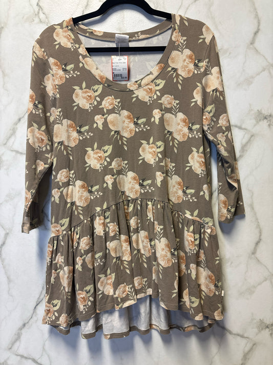 Size M Beige Rose Floral Ladies Top