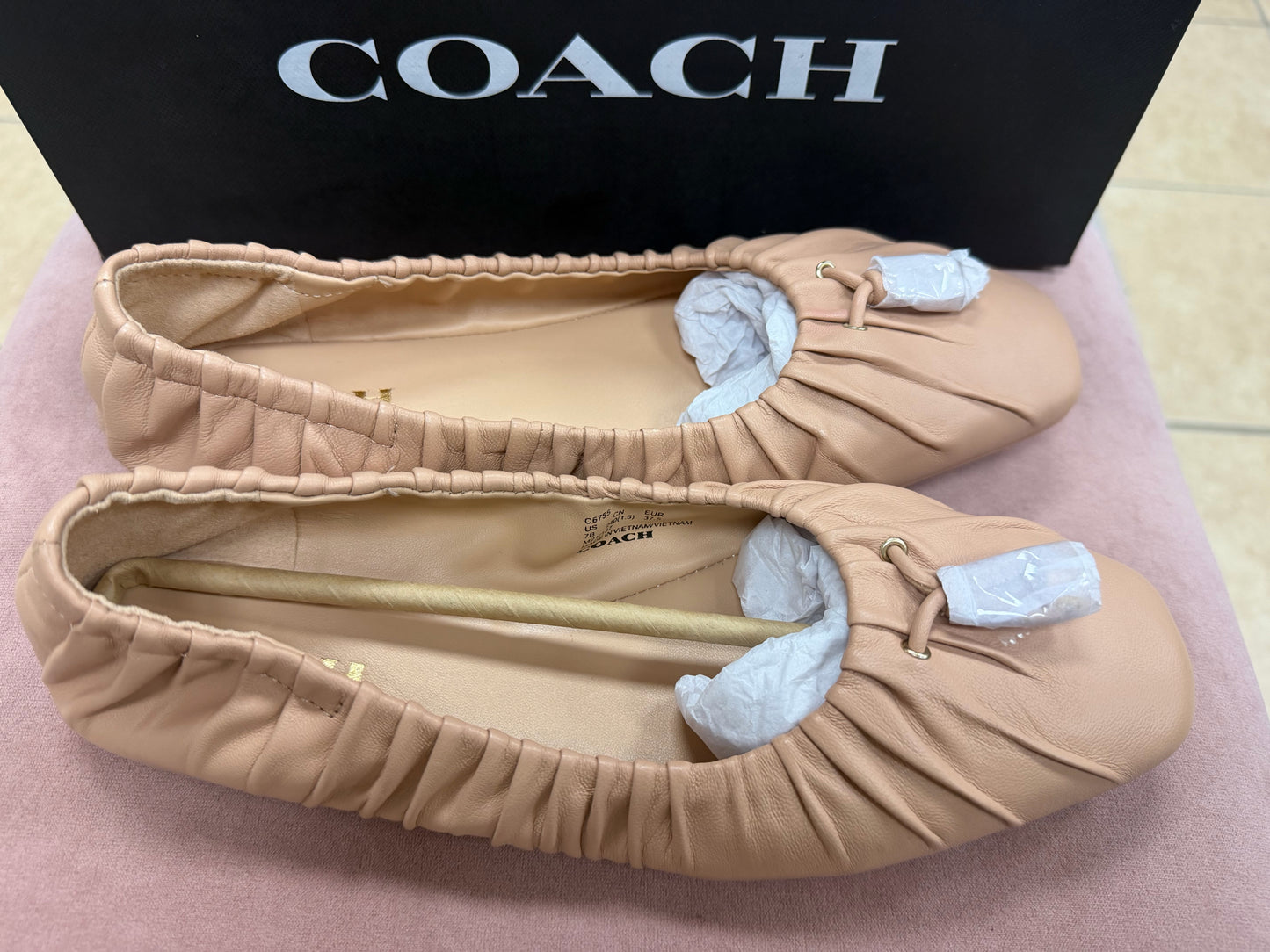 Coach! Beige Brand New Ladies Footwear/Ladies