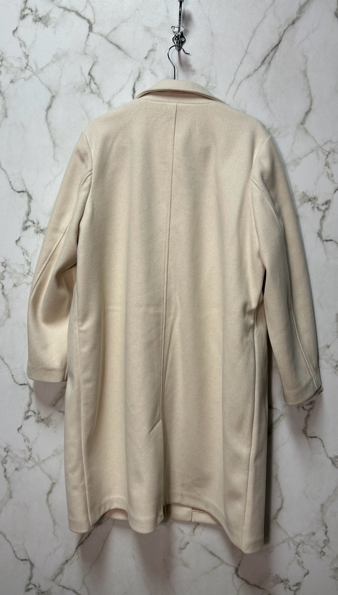 Size 2X Reitmans Cream Brand New Ladies Coat