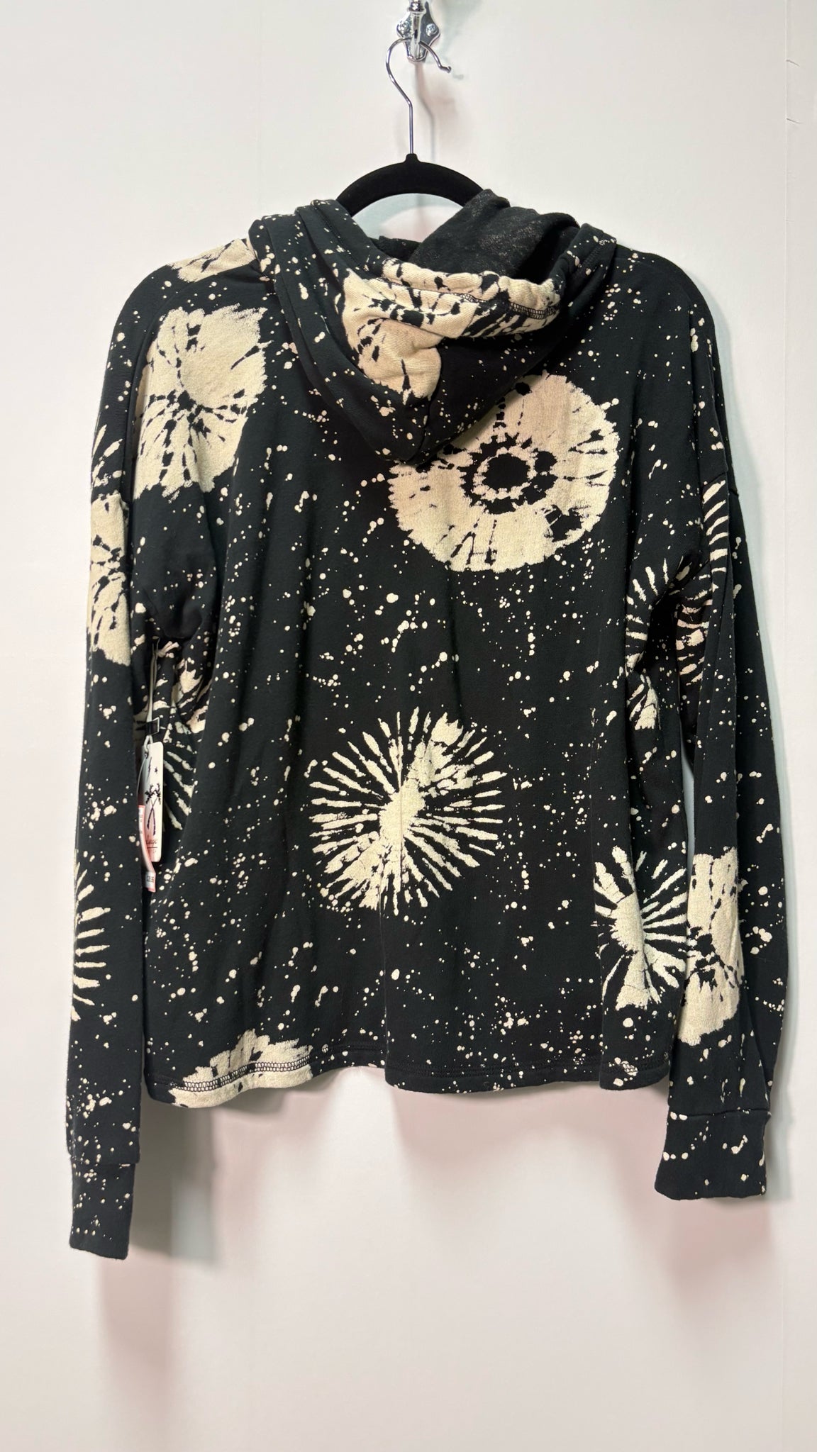 Size S Black Cream Suns Ladies Long Slvd Top